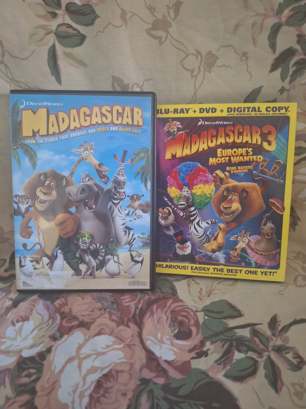 DreamWorks Madagascar Movie Cases - Blue & Yellow Covers